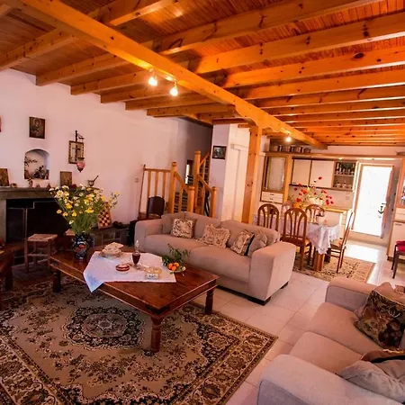 Casa vacanze Gialova's Full-fledged Vacation *