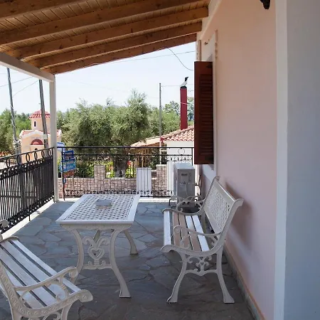 Gialova's Full-fledged Vacation Gialova