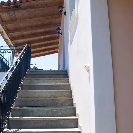 Casa vacanze Gialova's Full-fledged Vacation *